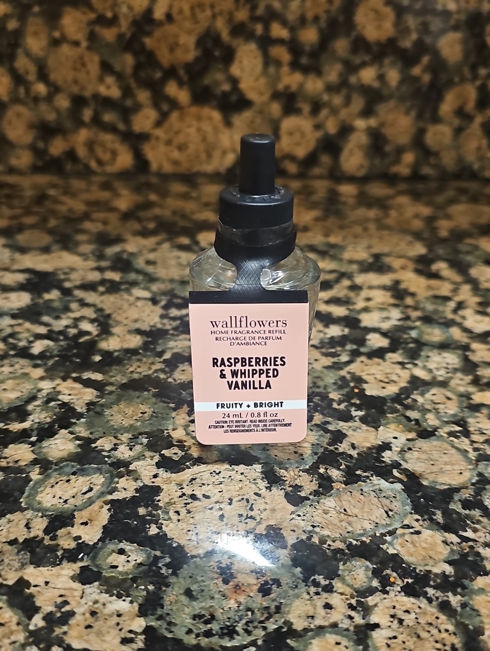 White Barn Raspberries & Whipped Vanilla Wallflower Fragrance Refill